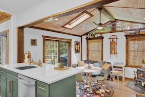 Interior - 2 Full Baths, Fireplace, Steps to Lake, In Woods (Tobyhanna)