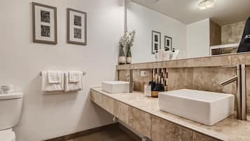 Douche, séchoir à cheveux