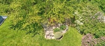 Comfortable and spacious apartment with garden