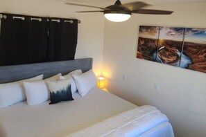 2 bedrooms, desk, WiFi, bed sheets - Grand Canyon Studio w/Full Kitchen & King Bed (Williams)