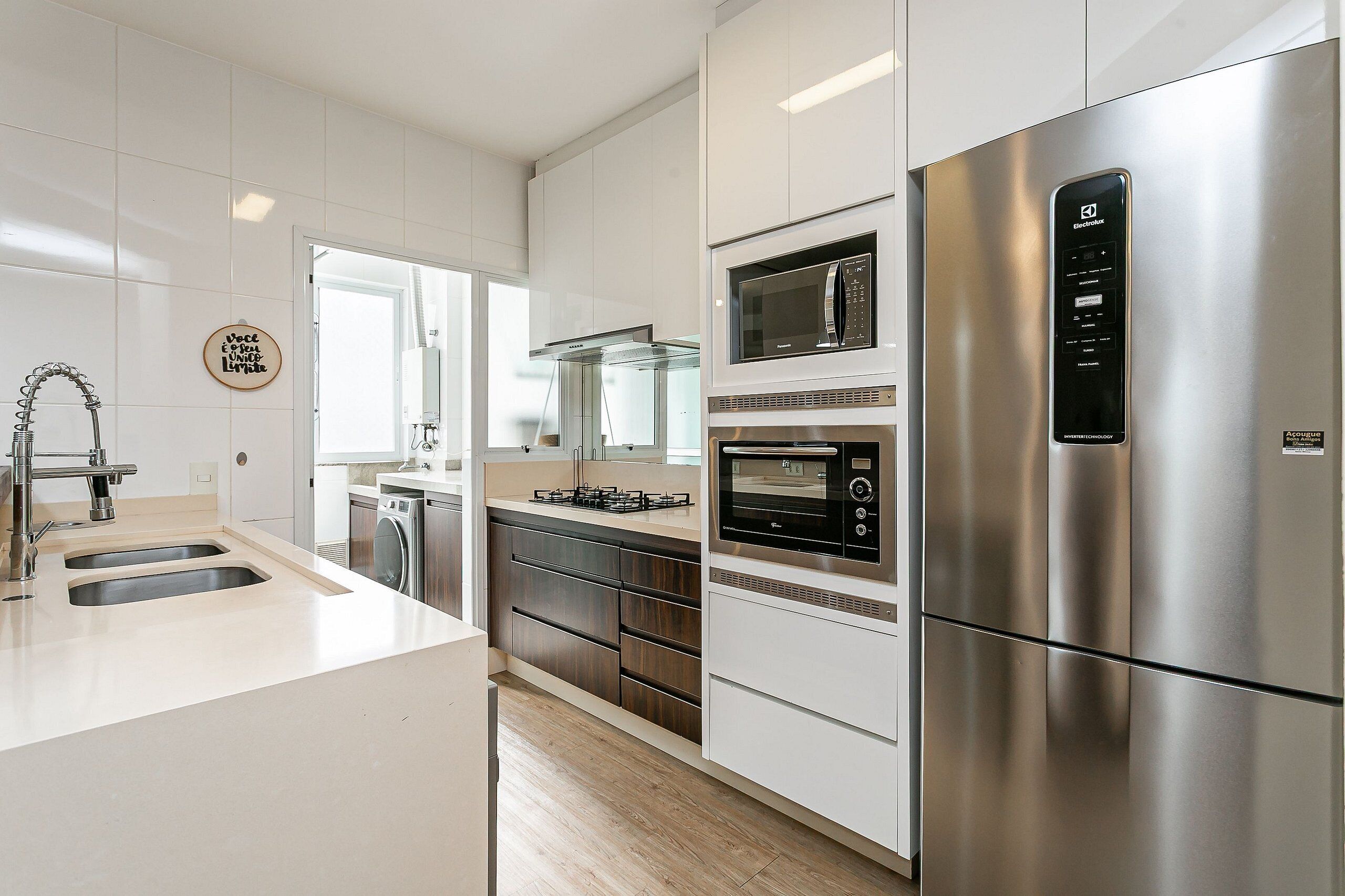 Réfrigérateur, micro-ondes, four, lave-vaisselle