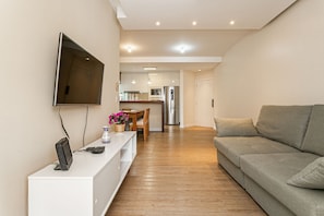 TV - WI-FI 500MB | Balcony with Barbecue | Pool #ITA11 (Florianópolis)