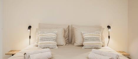 واي فاي وملاءات أسرّة