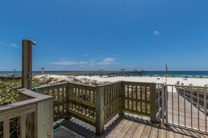Property grounds - Beach Front, Stunning Gulf Views, Seasonally Heated Pool, Gym, 1BR+Bunks (Orange Beach)