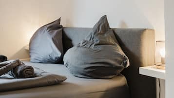 2 Schlafzimmer, Schreibtisch, WLAN, Bettwäsche