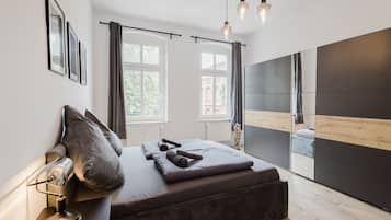 2 Schlafzimmer, Schreibtisch, WLAN, Bettwäsche