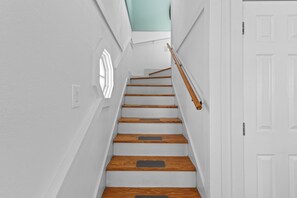 Interior - Clove Coastal Cottage - Steinhatchee Landing (Steinhatchee)