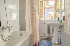 單棟房屋, 露台 | 浴室