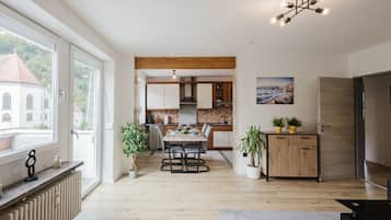 Kühlschrank, Ofen, Herdplatte, Geschirrspüler