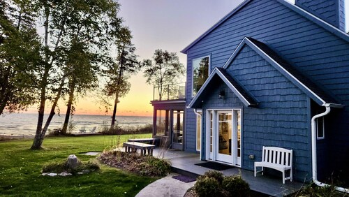 Waterfront Vacation Rental in Sister Bay