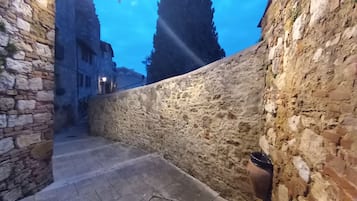 Enceinte de lâhĂ©bergement