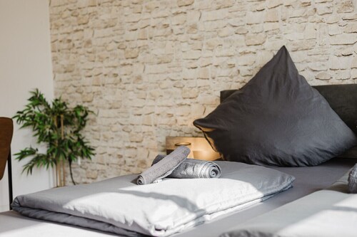 Vintage Appartement Bauhaus| 2 Bed Rooms| Netflix