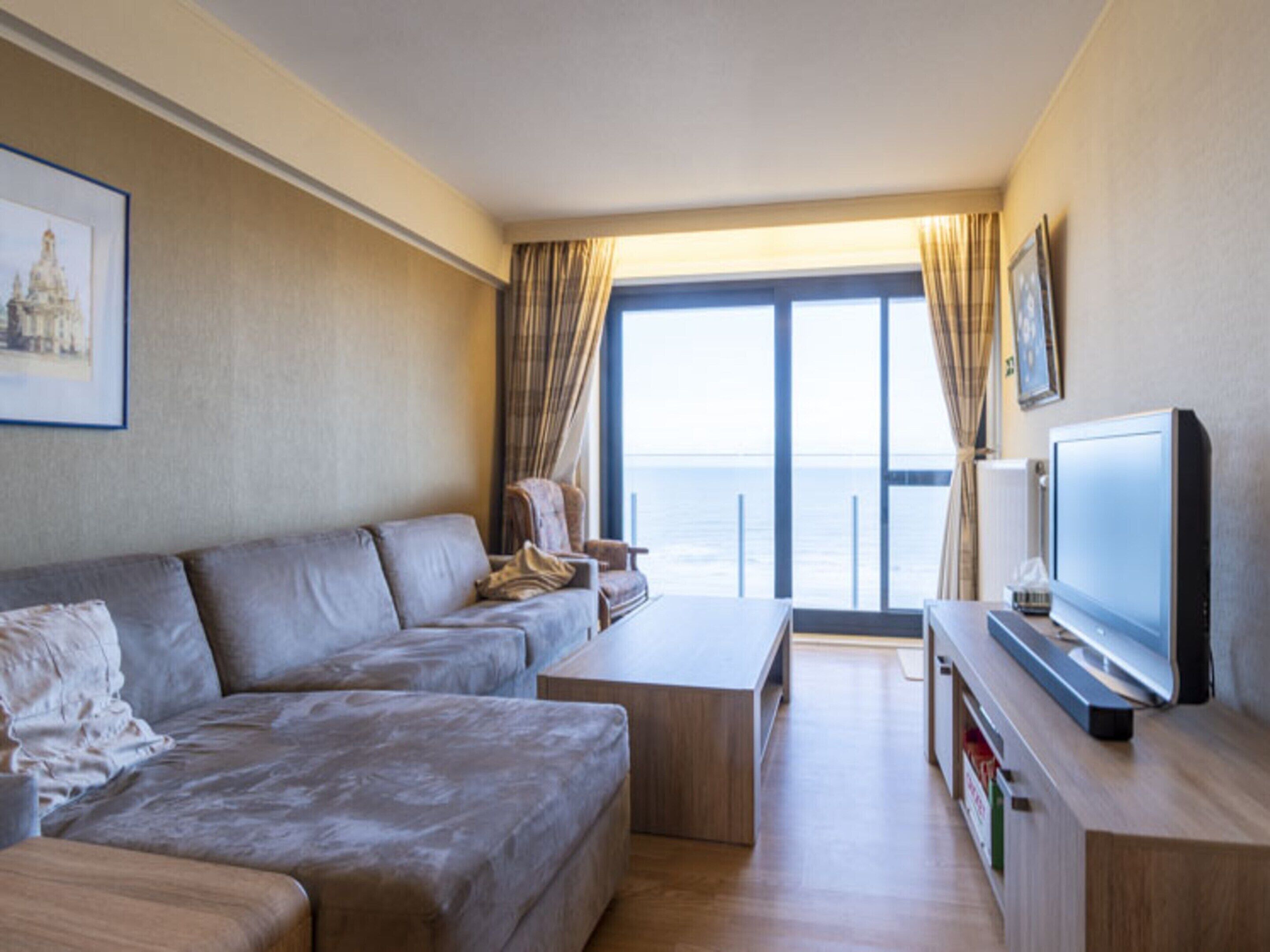 Apartment | Living room