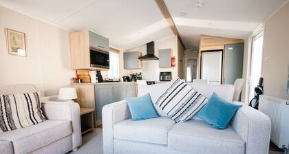 Sea Dreams - a pet friendly property on Sandhills