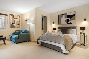 Iron/ironing board, WiFi