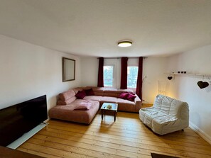 Apartment | Living room - Charmante Ferienwohnung in Geesthacht am Flussufer (Geesthacht)