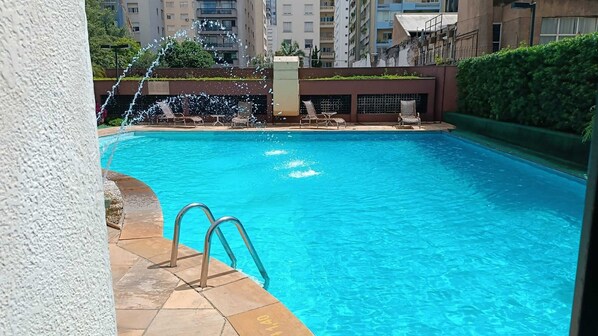 Superior Room | Pool | Outdoor pool - Elegance Suítes Higienópolis (Sao Paulo)