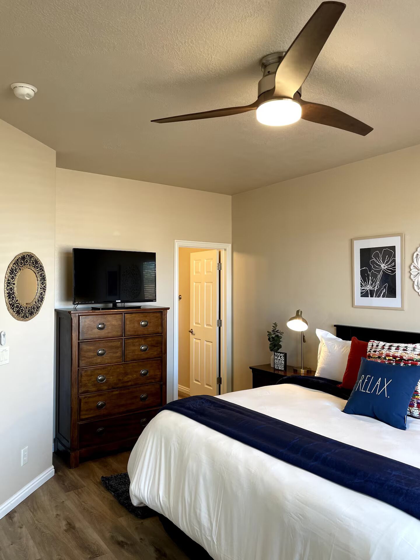 2 bedrooms, WiFi, bed sheets