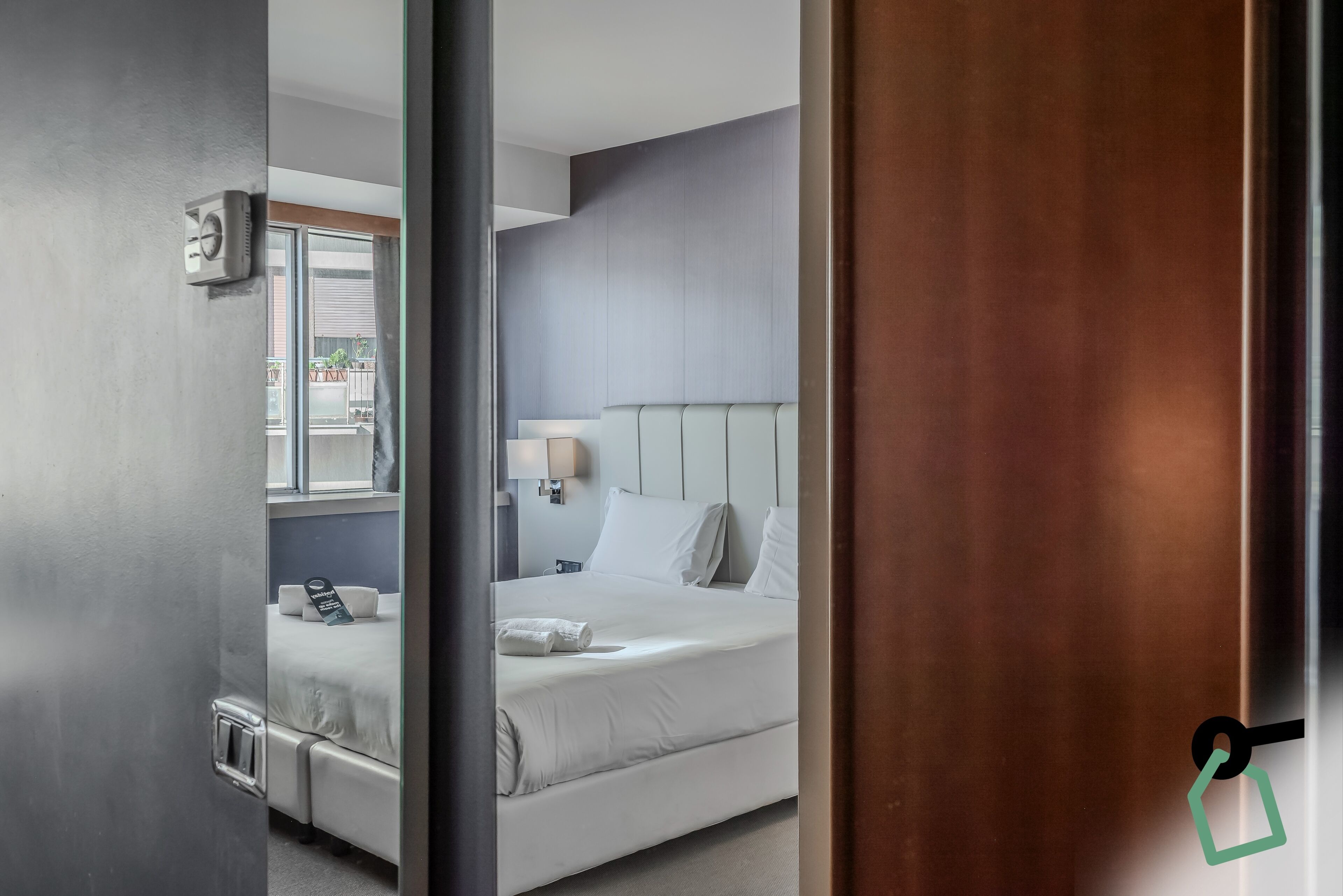 Habitación doble | Minibar, caja fuerte, escritorio y wifi gratis