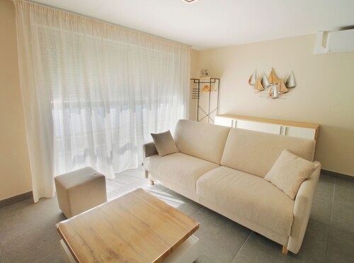 New T3 with air conditioning 2 steps from the lake