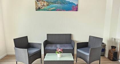 3-Zimmer-Wohnung mit Küche und Balkon