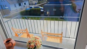 Interior - 3-Zimmer-Wohnung mit Küche und Balkon (Kerpen)