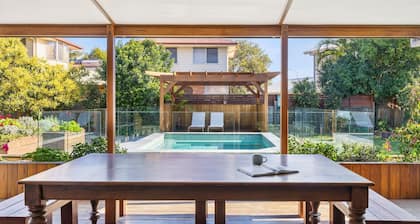 Mariners Rest - Heated pool and outdoor spa