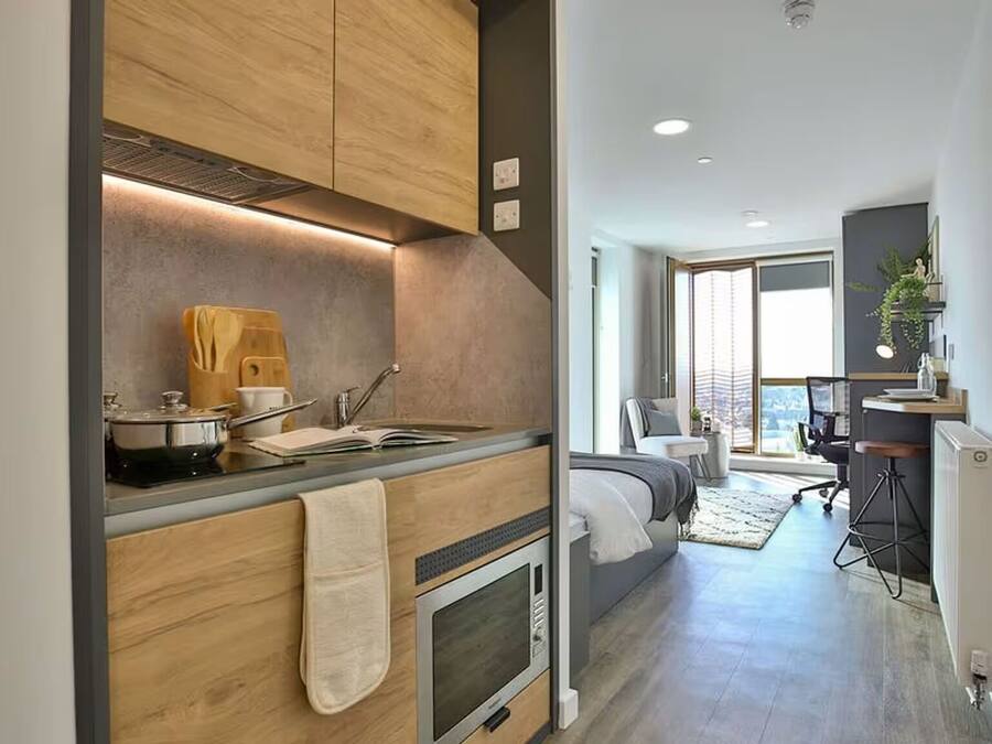 Studio, 1 Double Bed, Non Smoking | Private kitchen