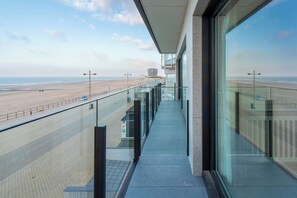 Apartment | Property grounds - Apartment in Middelkerke With Sea View (Middelkerke)