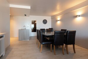 Apartment | Dining - Apartment in Middelkerke With Sea View (Middelkerke)