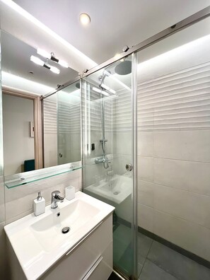 House, Smoking | 1 bedroom