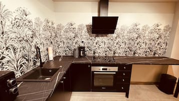 Apartment | 1 bedroom, desk