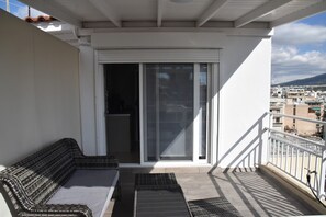 House, Smoking - Athens Tiny Rooftop by Super Host Hub (Athens)