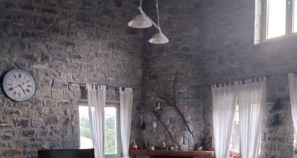 Vitina Number 5 House