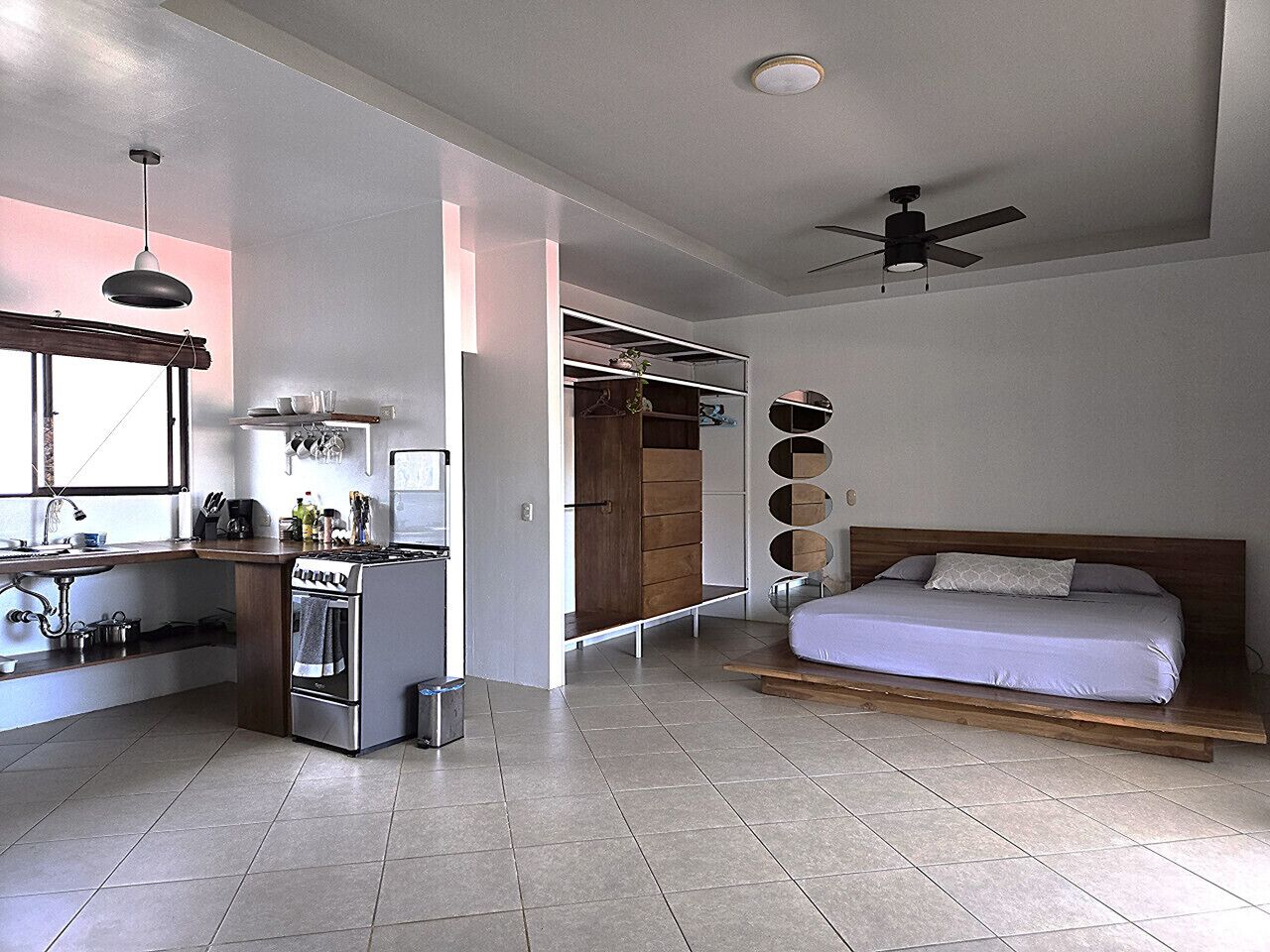 1 bedroom, desk, free WiFi