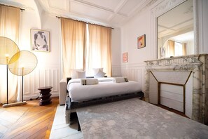 3 chambres, fer et planche à repasser, Wi-Fi, draps fournis