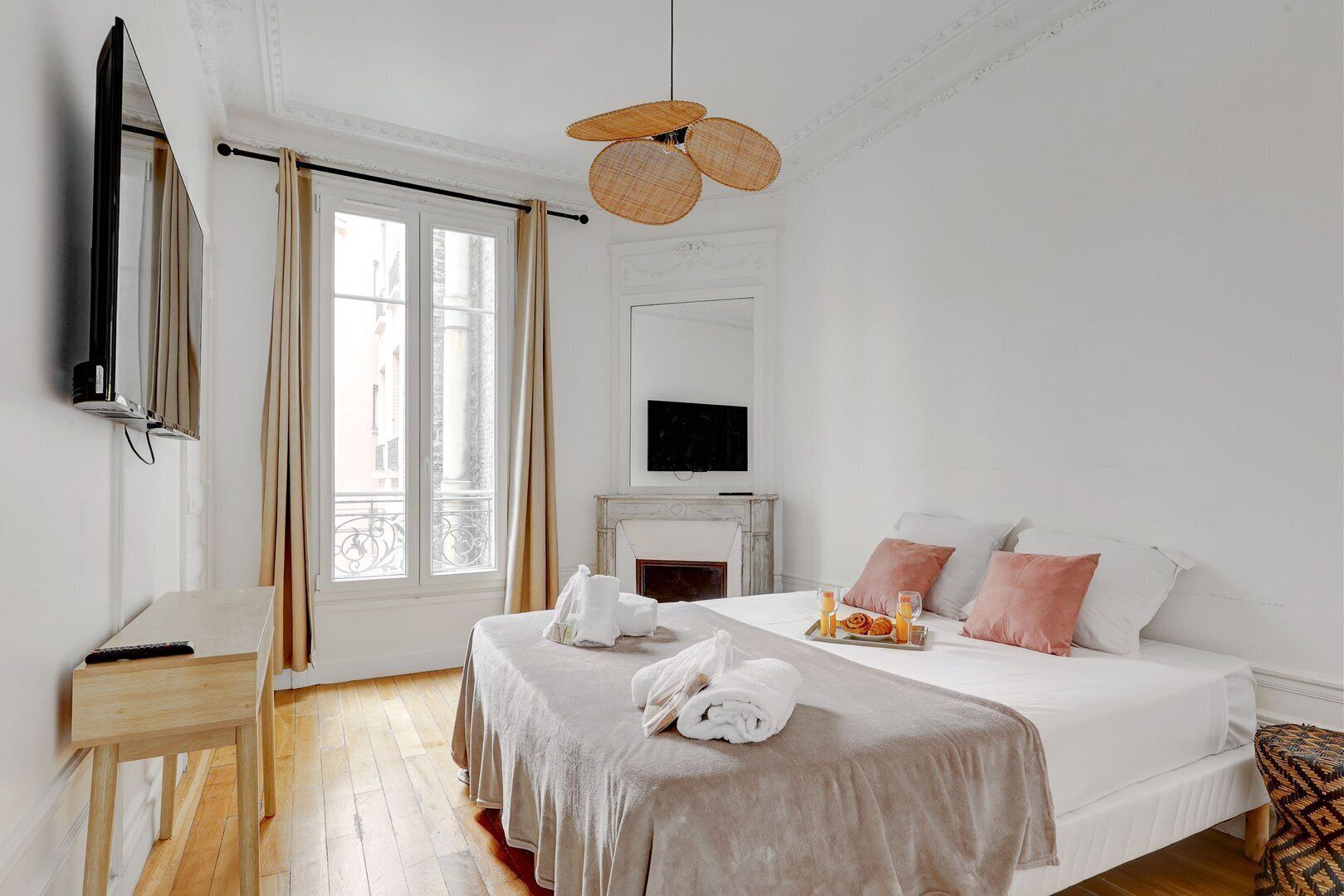 2 quartos, acesso à internet, roupa de cama