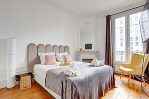 2 sovrum, internet och sängkläder