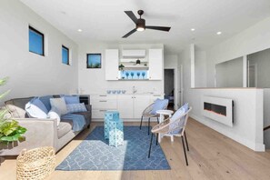 Smart TV, fireplace, offices