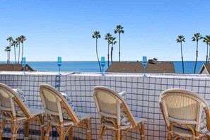 Property grounds - Brand New Beach House Steps to Beach, Restaurants (Oceanside)