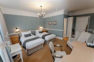 Habitación con 1 cama doble o 2 individuales | Escritorio y wifi gratis