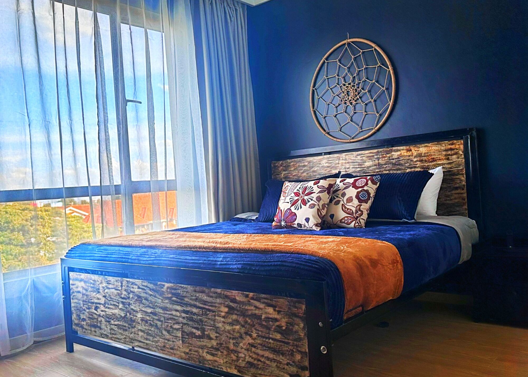 1 chambre, fer et planche à repasser, Wi-Fi gratuit, draps fournis