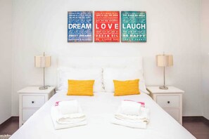 2 sovrum, strykjärn/strykbräda, wi-fi och sängkläder