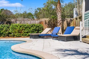 Et oppvarmet basseng