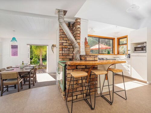 Birdsong - Whangamata Holiday Home