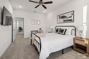3 bedrooms, WiFi, bed sheets