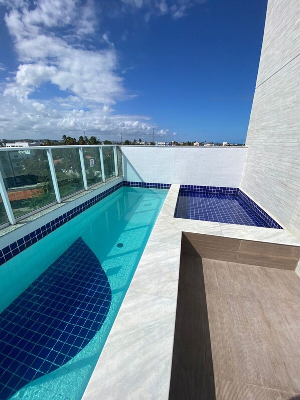 Leilighet – basic | Basseng | Utendørsbasseng