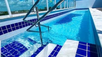 Apartamento básico | Piscina | Piscina externa