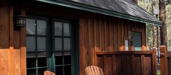 FivePine Lodge & Cabins - Classic Cabin