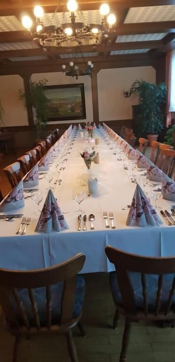 Banquet hall